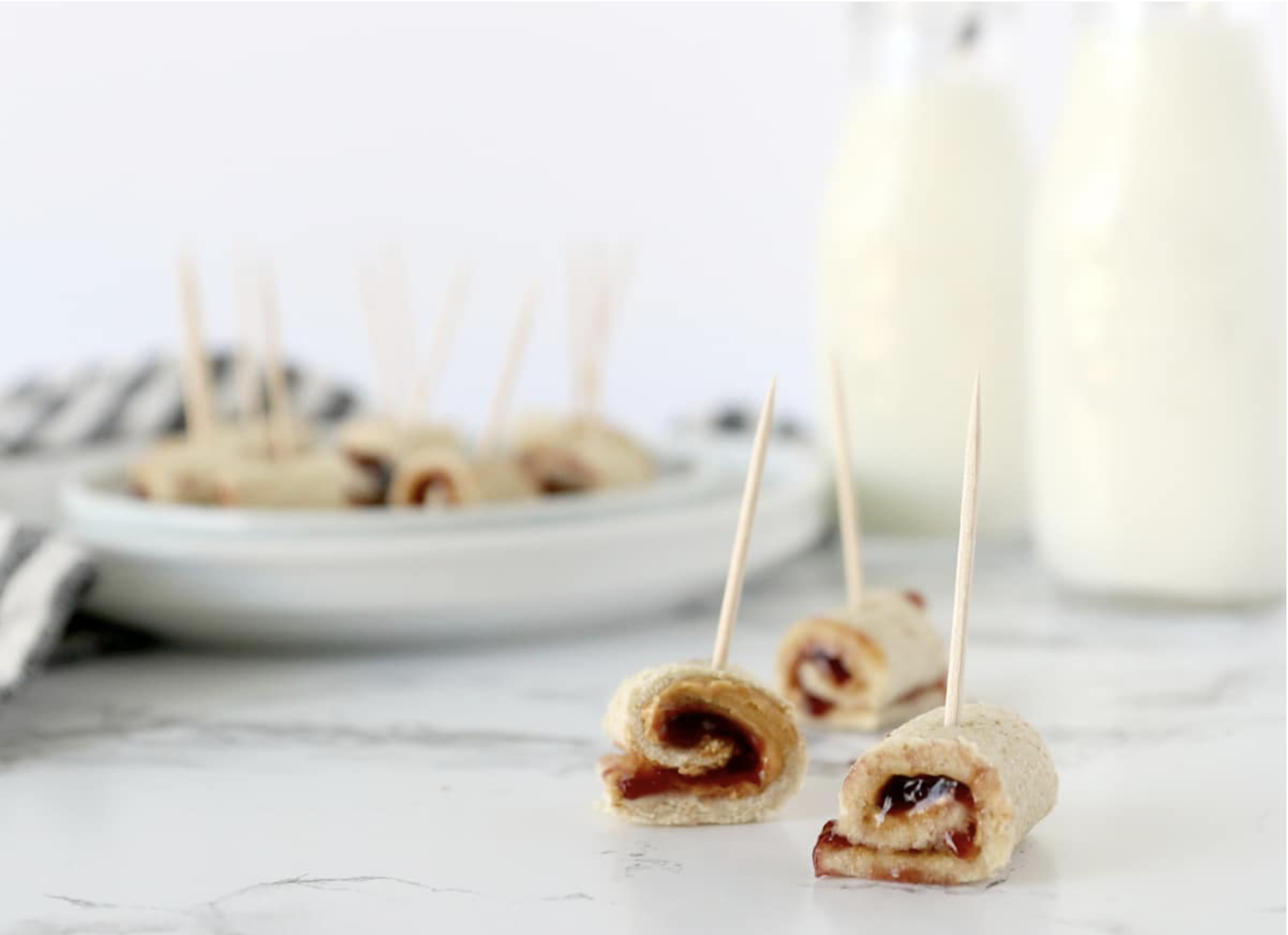 https://www.somewhatsimple.com/peanut-butter-jelly-pinwheels/